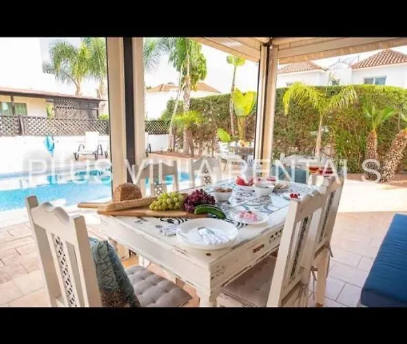 4 In Ayia Thekla Apartament *