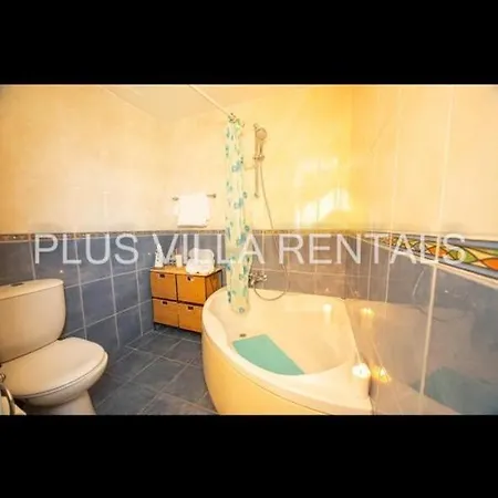 4 In Ayia Thekla * Agia Napa