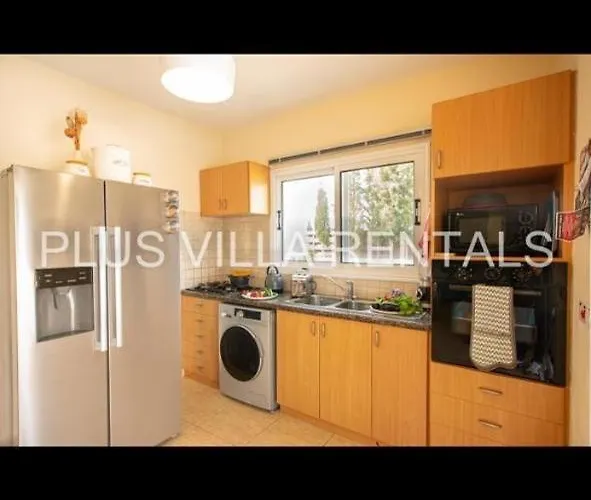 4 In Ayia Thekla Appartement *